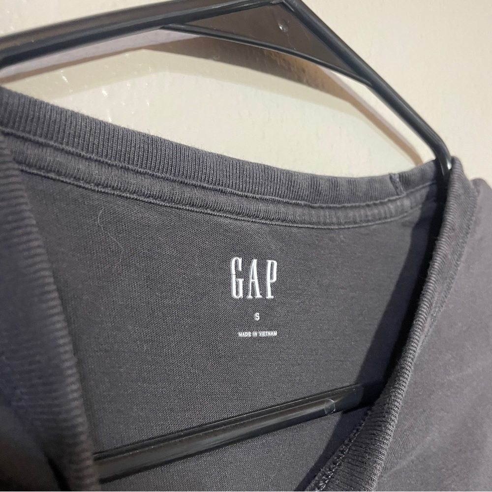 GAP T-shirt - Picture 4 of 4